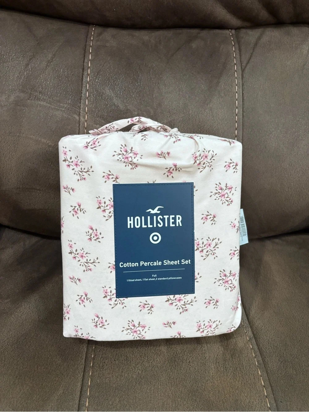 Hollister x Target collaboration Pink Ditsy Floral Full Sized Sheets